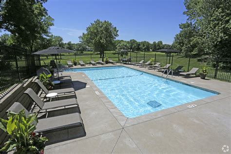 shadow green apartments eden prairie  See 5 floorplans, review amenities, and request a tour of the building today